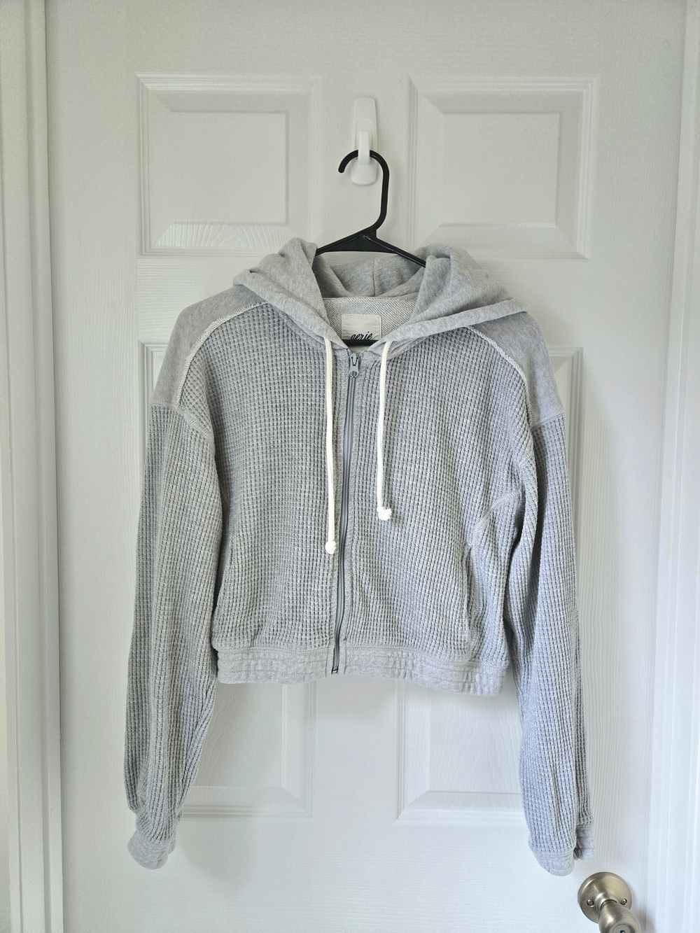 aerie Light Gray Waffle-Knit Cropped Zip Front Hoodie Sweatshirt Small